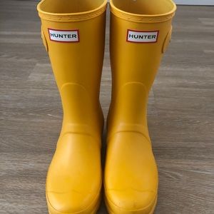 Hunter Women's Short Yellow Rainboots